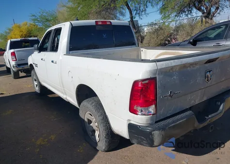 2015 Ram 1500 Lone Star из США, поврежденный, VIN 1C6RR6GM2FS621396